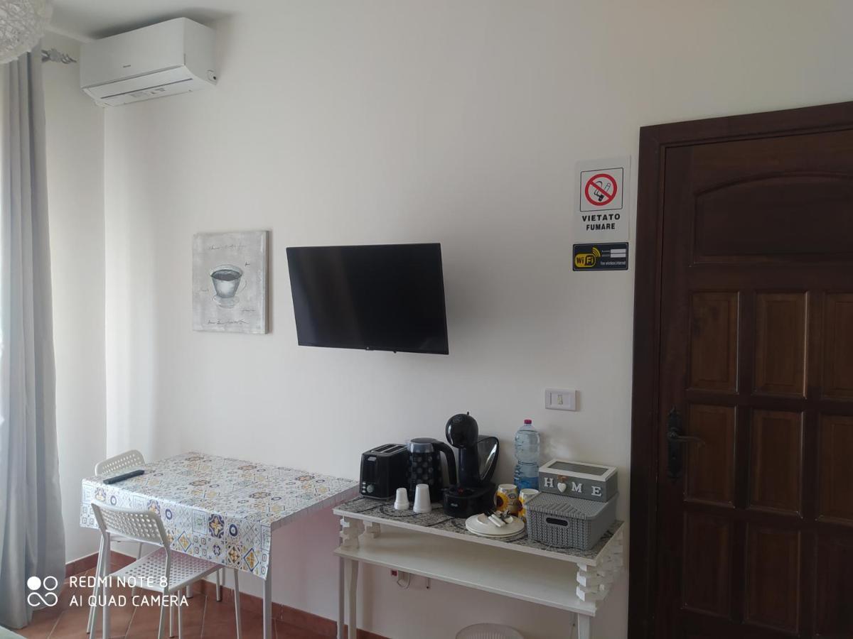 Bed & Breakfast Acquaviva Di Vullo Vincenzo Acquaviva Platani Exterior foto